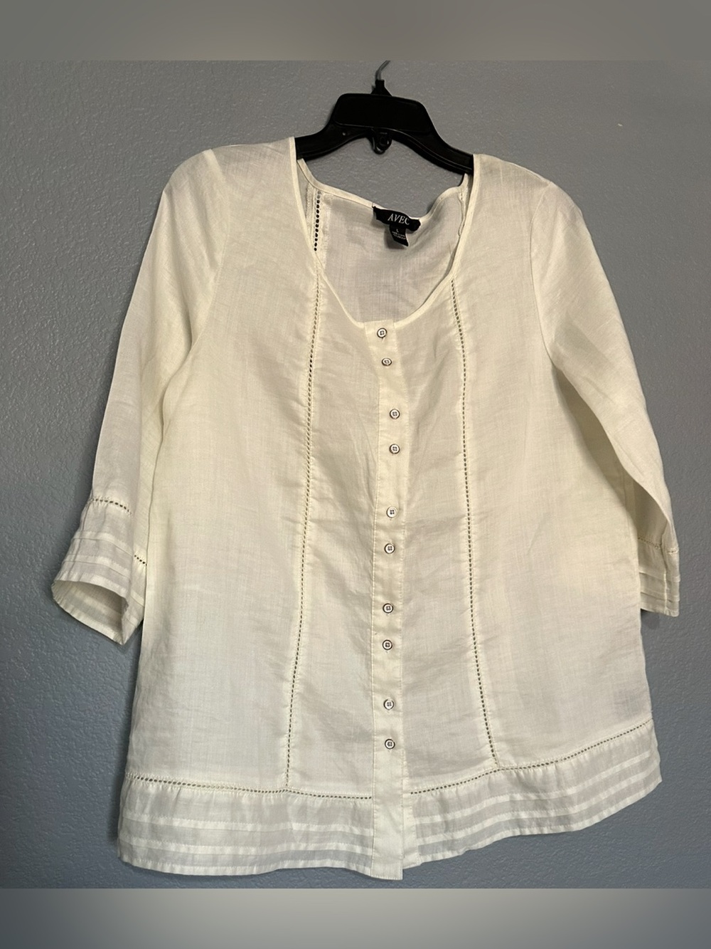 AVEC BUTTON-UP LINEN BLOUSE